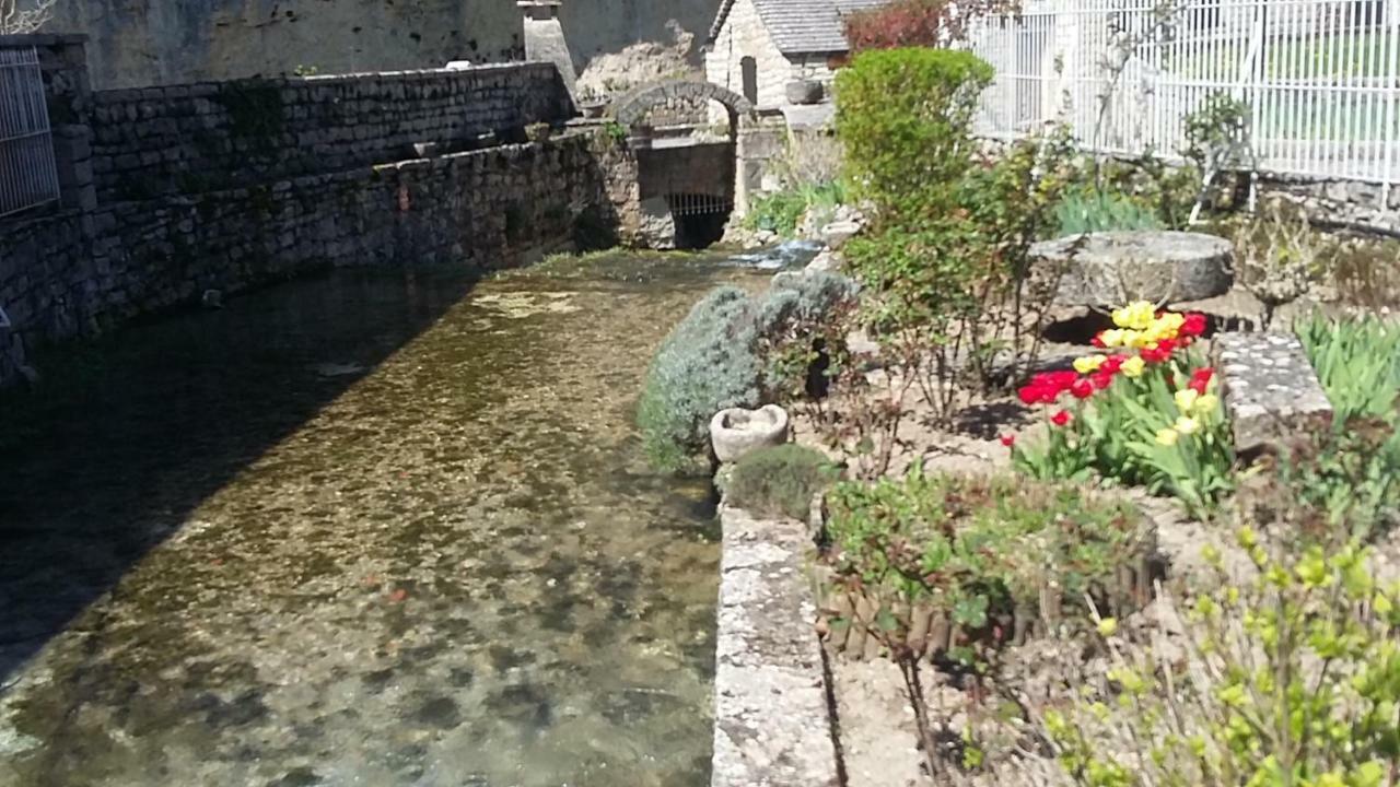 Gite La Maison De Jules Sainte-Enimie Bagian luar foto