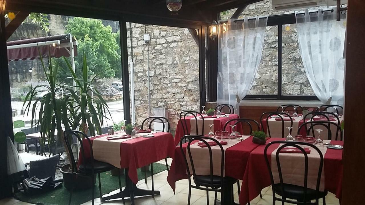 Gite La Maison De Jules Sainte-Enimie Bagian luar foto
